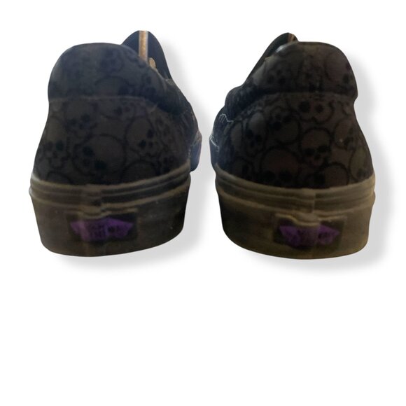 Vans Mens Classic Flocked Skulls Black on Black Velvet Burnout Purple Lining 12 - Picture 6 of 12